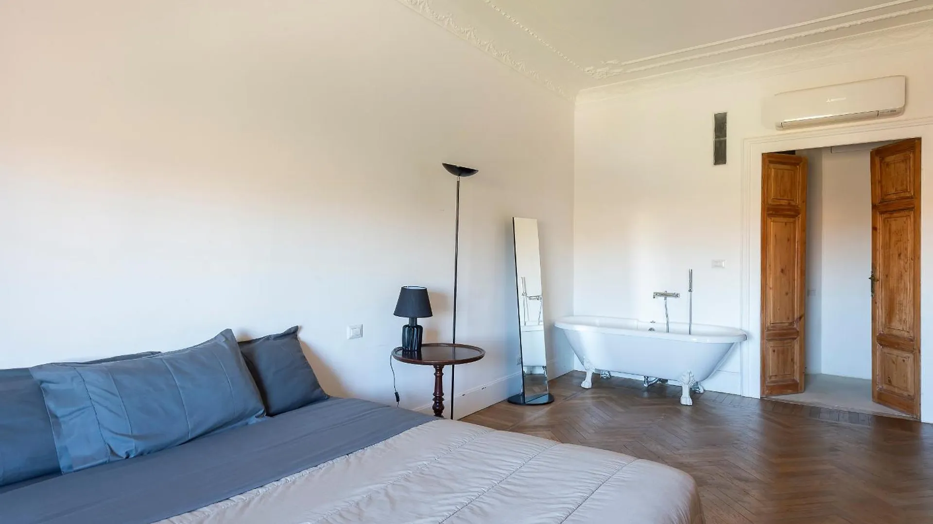 Vittorio Luxury Panoramic Apartment Rome